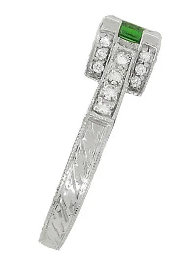 Art Deco 0.68 Carat Princess Cut Tsavorite Garnet and Diamond Engagement Ring in 18 Karat White Gold