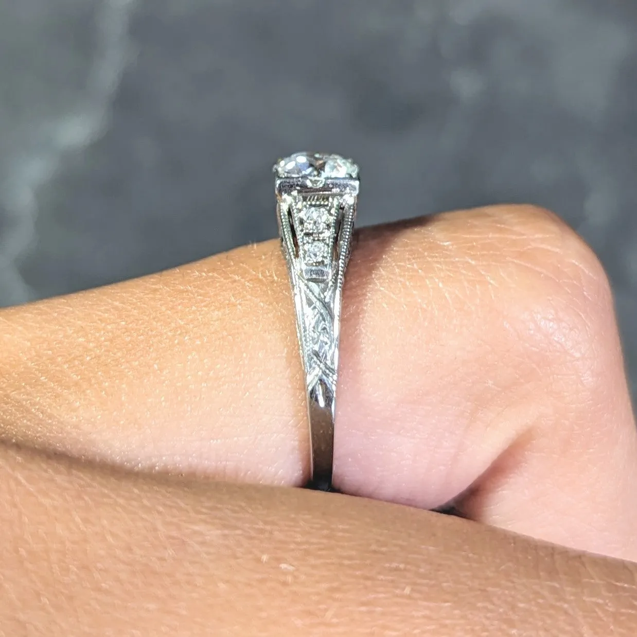 Art Deco Old European Cut Diamond 18 Karat White Gold Vintage Engagement Ring