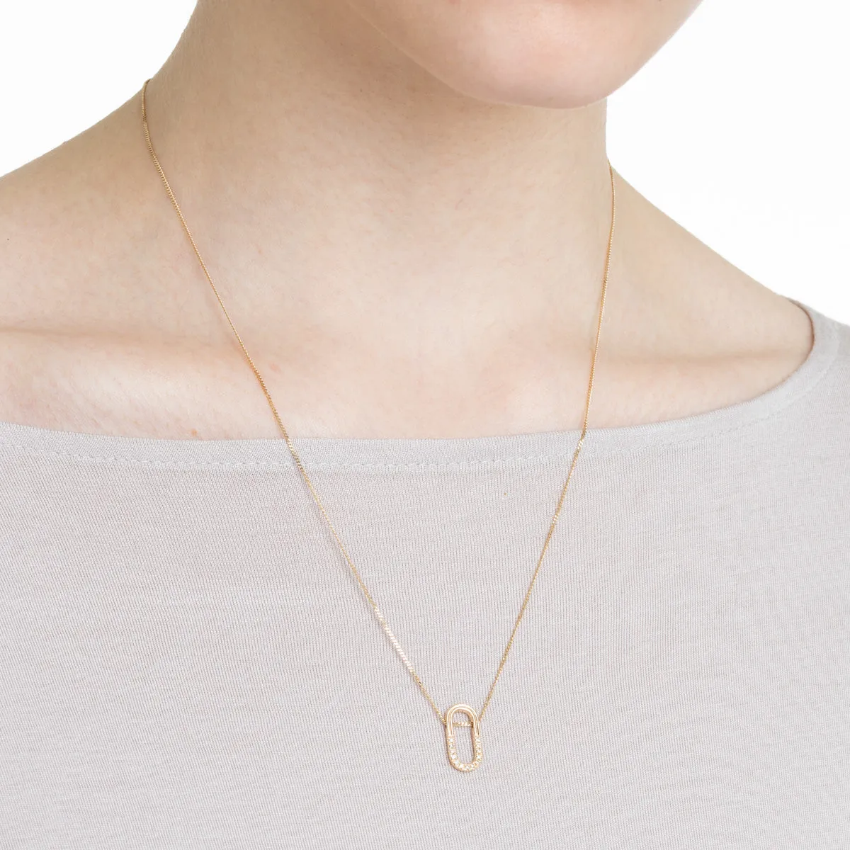 BELUGA Oblong Diamond Necklace