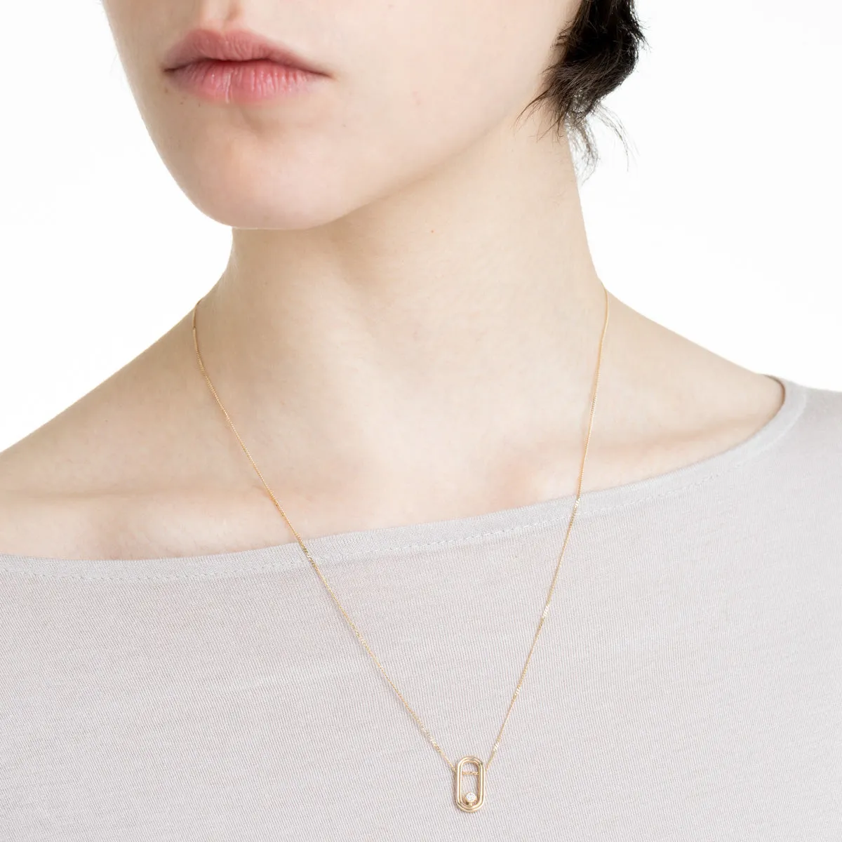 BELUGA Oblong Diamond Necklace
