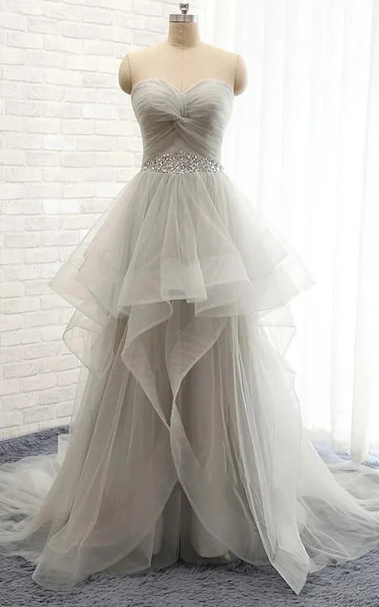 Elegant A-line Sweetheart Lace-Up Sleeveless Wedding Dresses with Beading