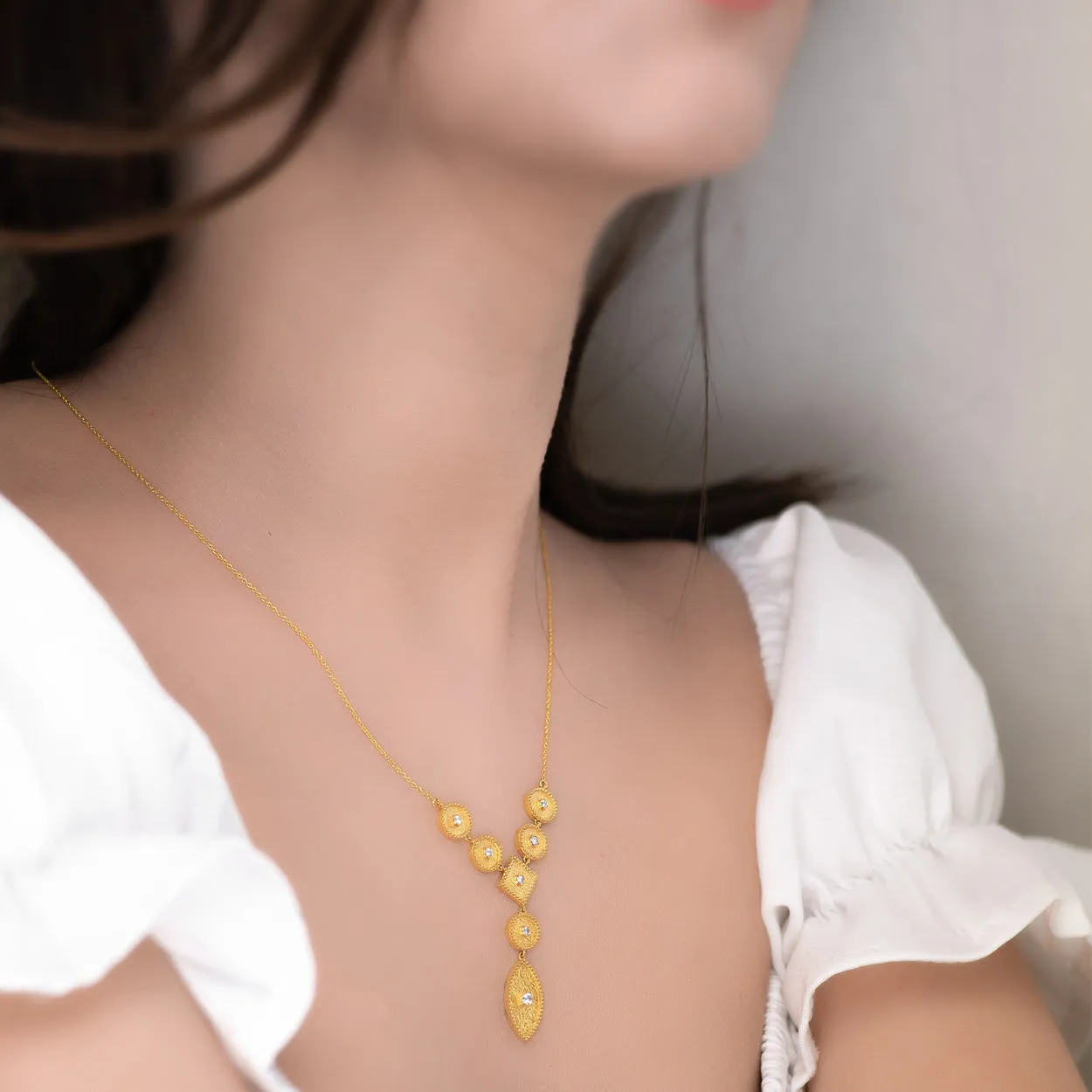 Geometric Prolate Drop Row Necklace