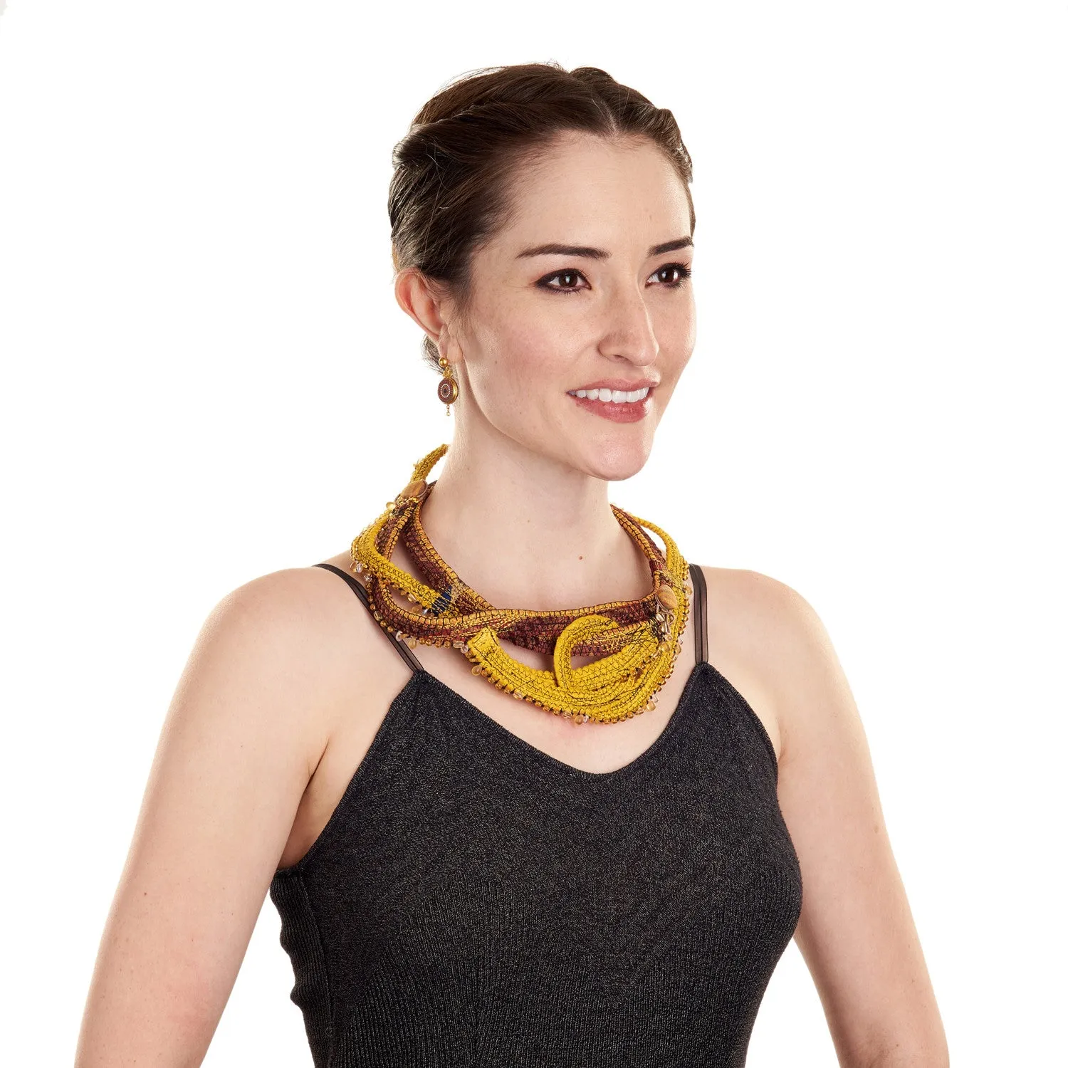 Golden Nest Collar