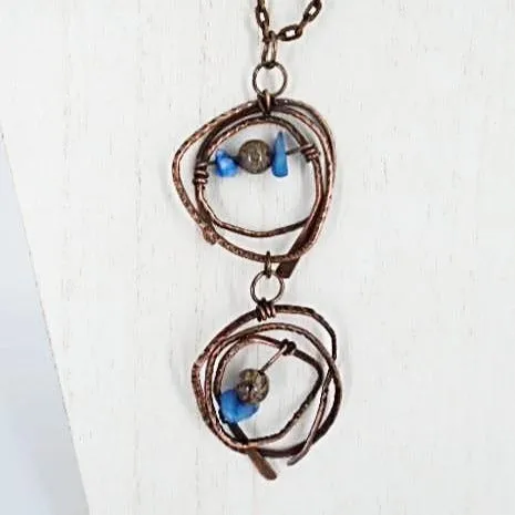Handcrafted Tarnished Solid Copper Wrapped Pendant with Hammered Texture – Jasper & Blue Abalorios Dangle