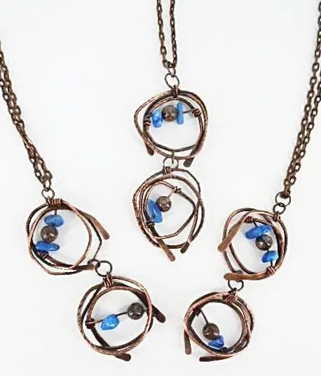 Handcrafted Tarnished Solid Copper Wrapped Pendant with Hammered Texture – Jasper & Blue Abalorios Dangle