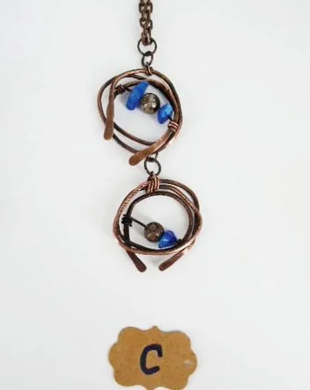 Handcrafted Tarnished Solid Copper Wrapped Pendant with Hammered Texture – Jasper & Blue Abalorios Dangle