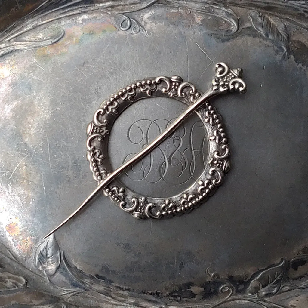 JUL Fleur de Lis/Crown Cuff/Pin SP82