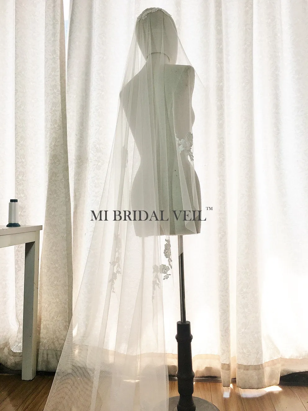 Mantilla Lace Veil, Vintage Style Cap Veil, Boho Lace Veil in Chapel Length, Mi Bridal