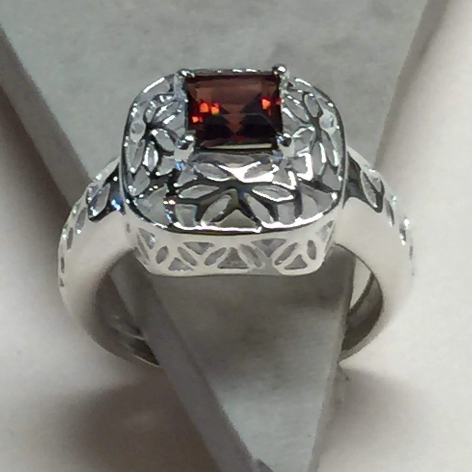 Natural 1ct Fire Garnet 925 Solid Sterling Silver Ring Size 6.75, 7.75