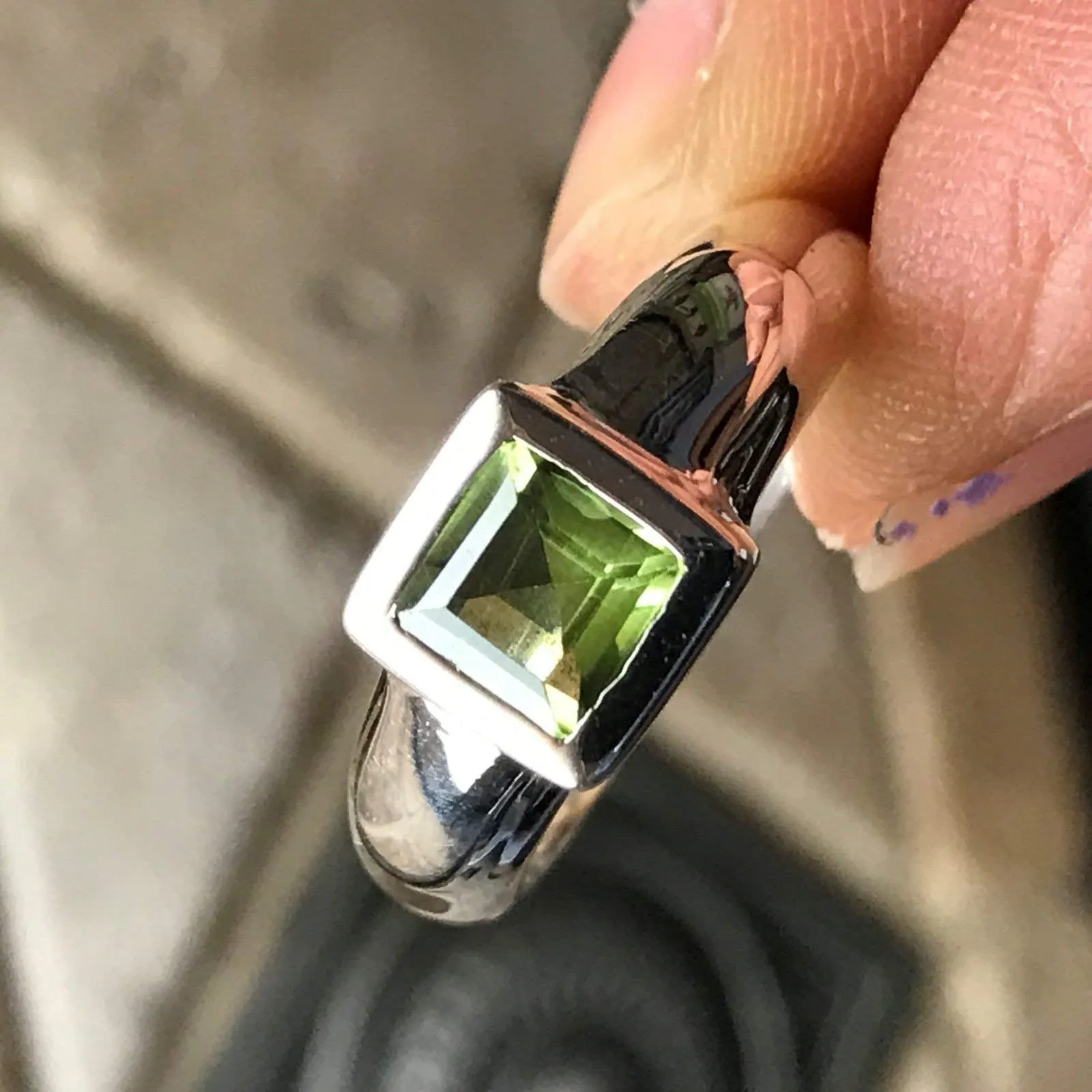 Natural 1ct Green Peridot 925 Solid Sterling Silver Engagement Ring Size 7, 8