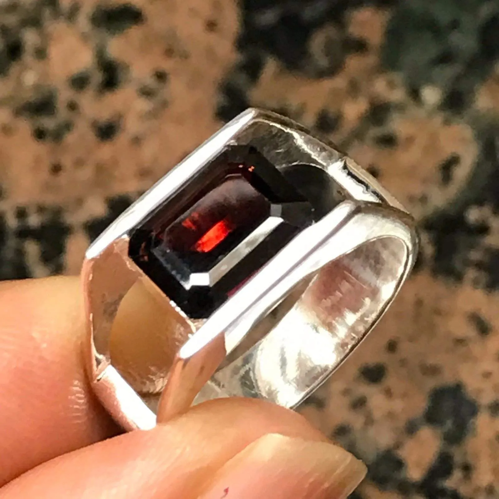 Natural 2ct Fire Garnet 925 Solid Sterling Silver Unisex Ring Size 6, 7, 8, 9