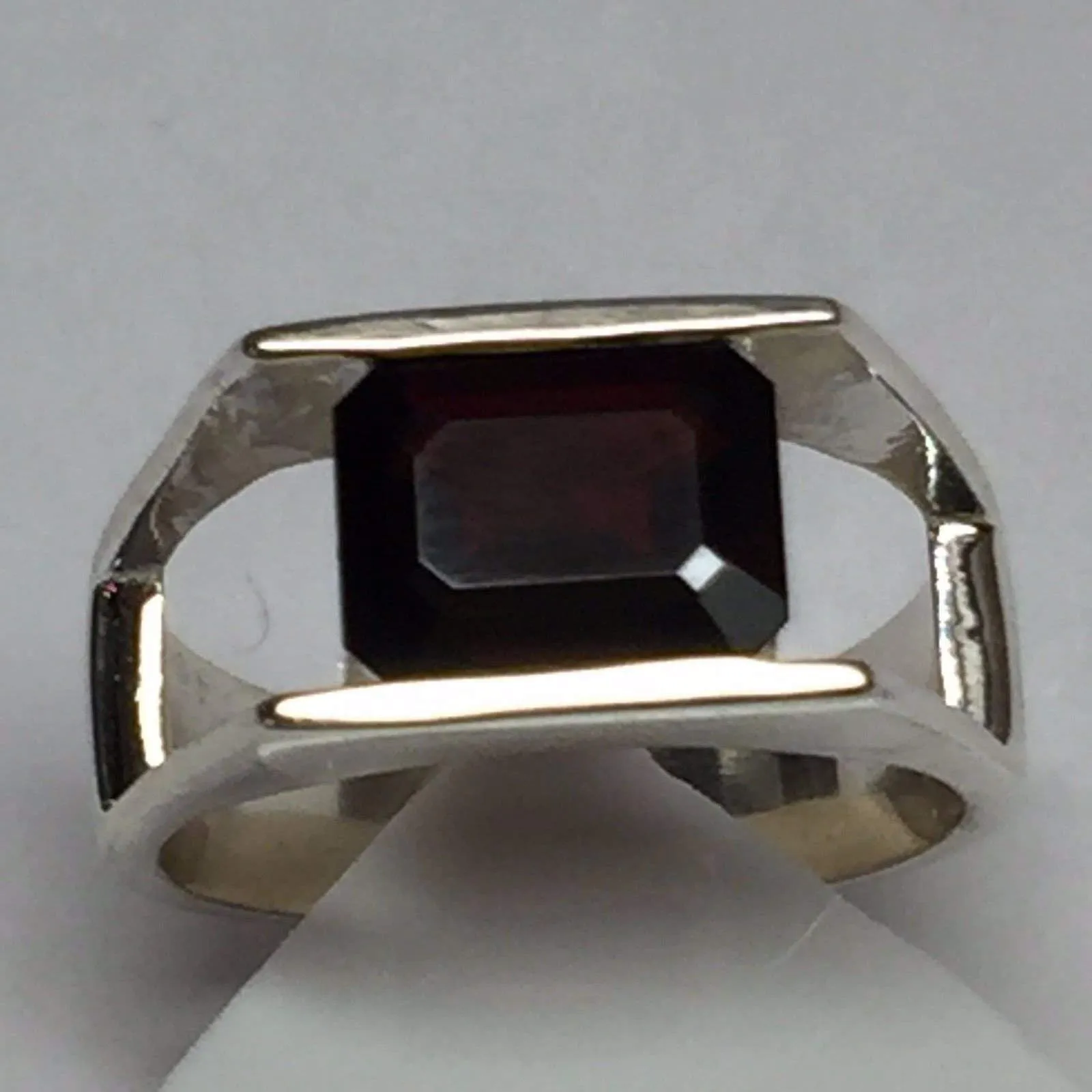 Natural 2ct Fire Garnet 925 Solid Sterling Silver Unisex Ring Size 6, 7, 8, 9