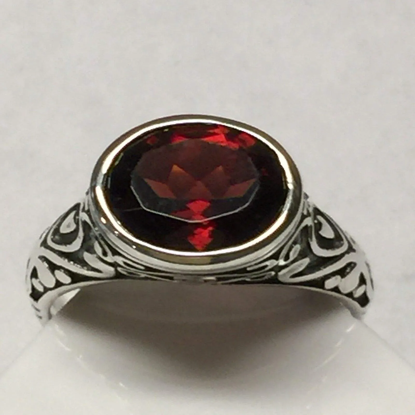 Natural 2ct Pyrope Garnet 925 Solid Sterling Silver Ring Size 6, 7, 8, 9