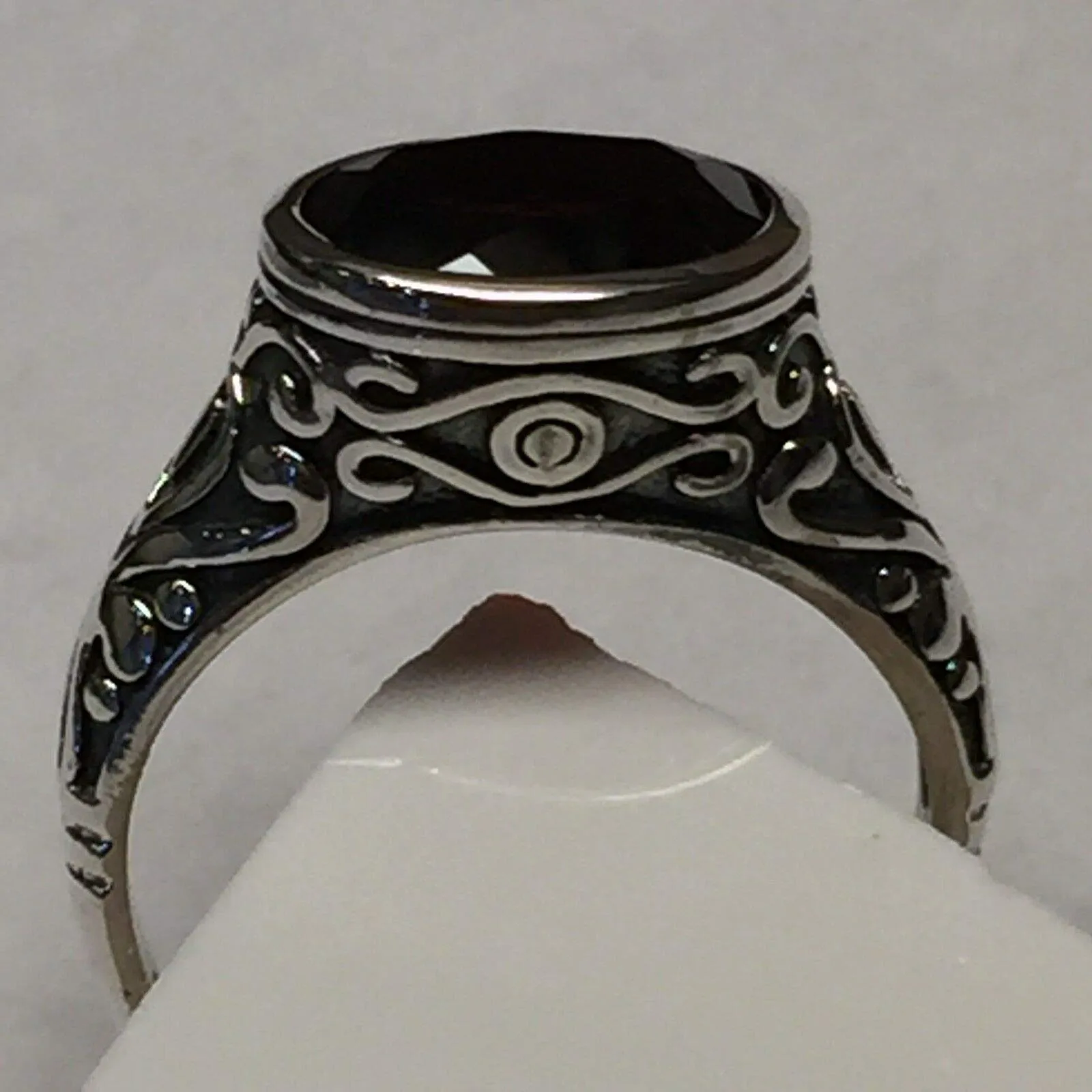 Natural 2ct Pyrope Garnet 925 Solid Sterling Silver Ring Size 6, 7, 8, 9