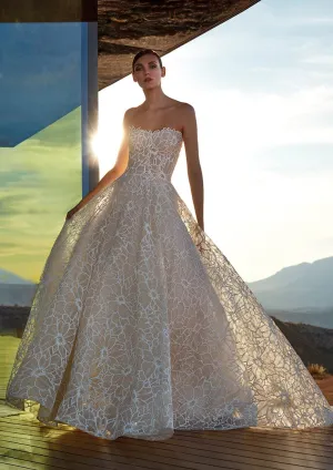 Pronovias Privee: Sanidine