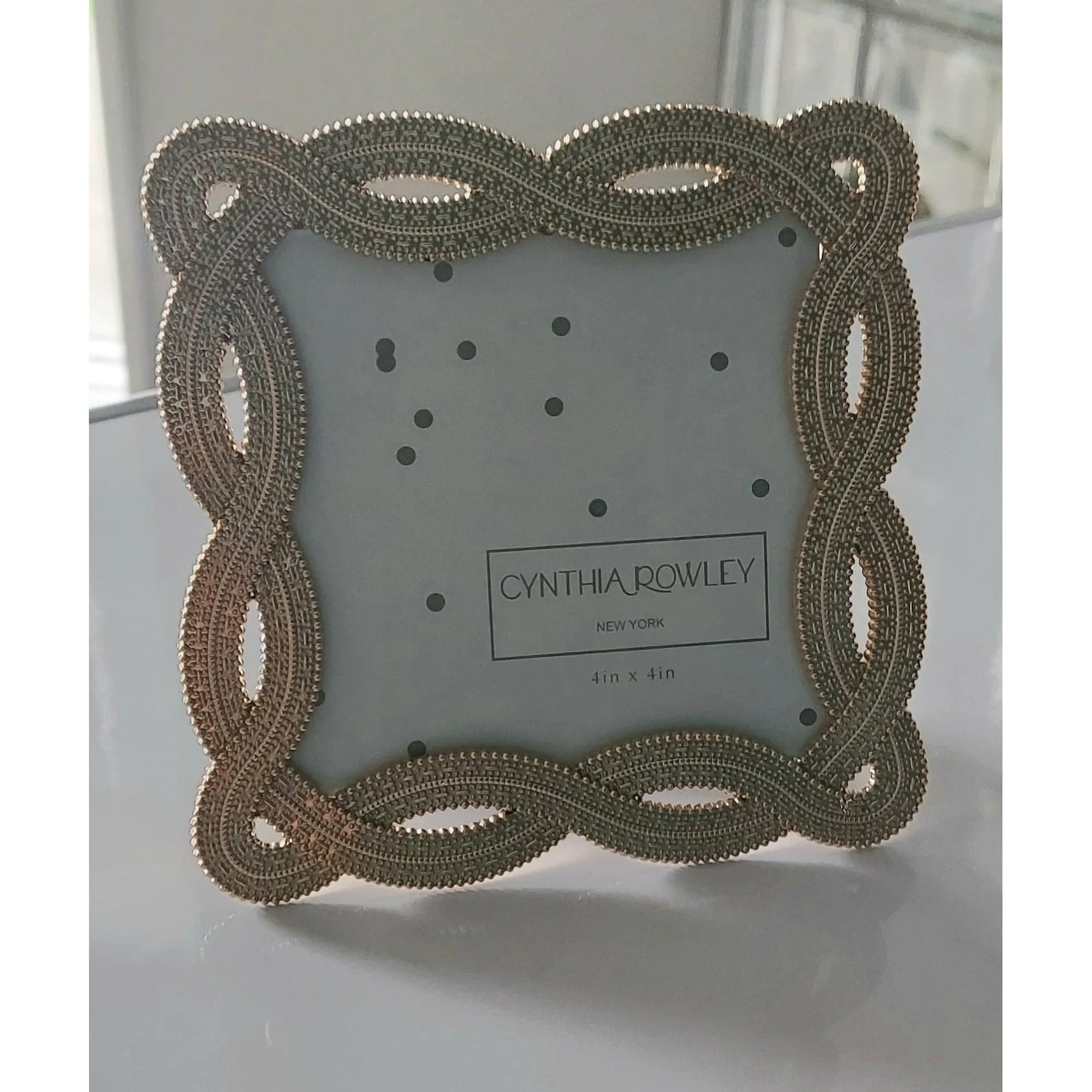 Ribbons Photo Frame in Gold, 4x4