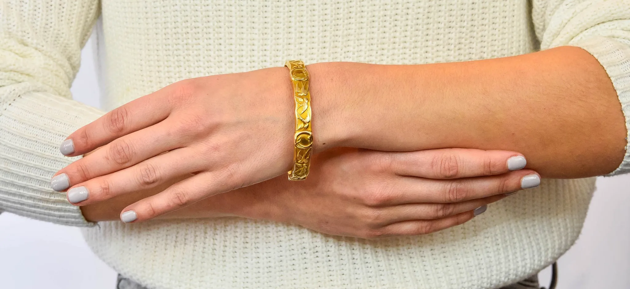 Riker Brothers Art Nouveau 14 Karat Gold Swallow Birds Bangle Bracelet