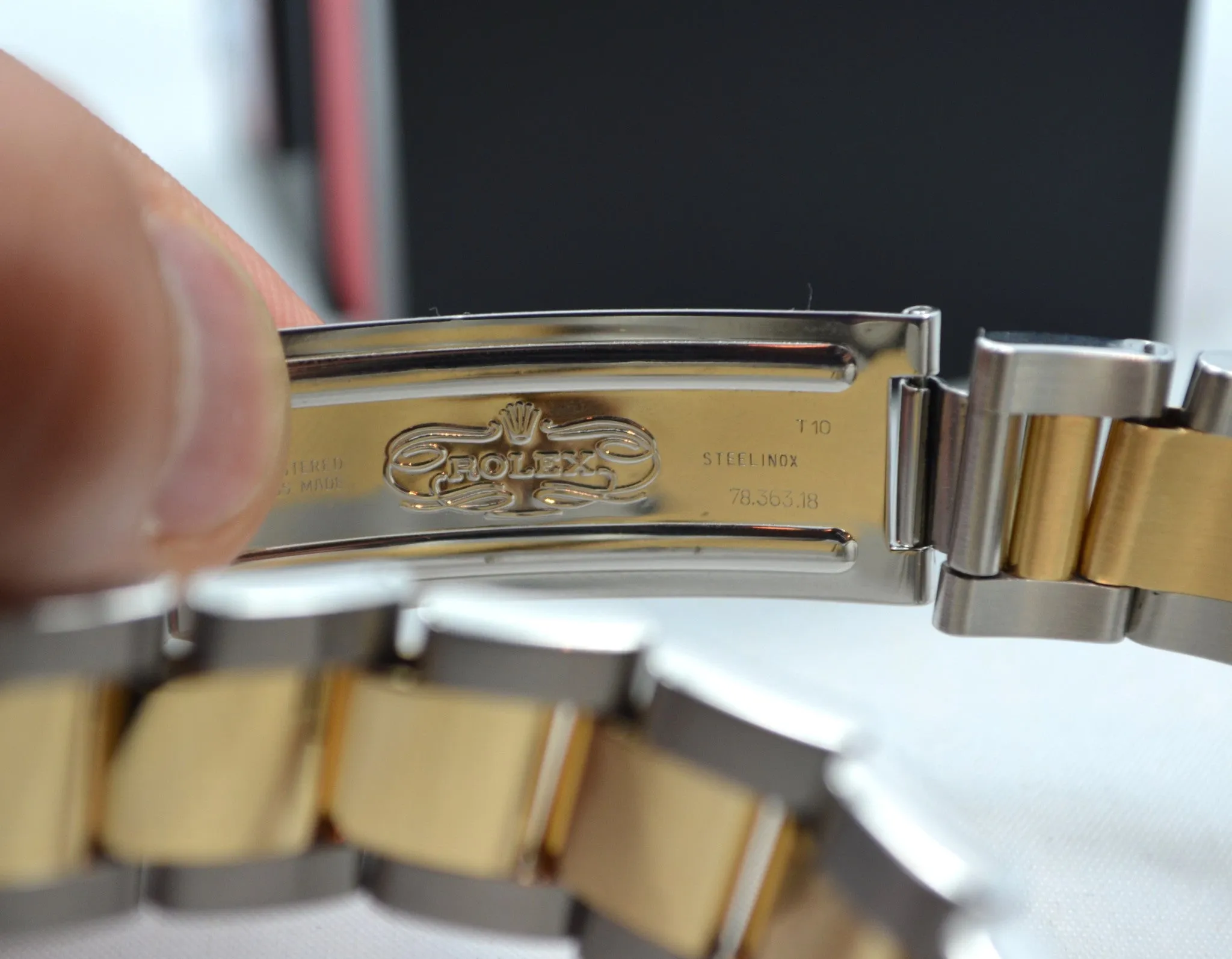 Rolex Datejust 16203 Two Tone Stainless Steel 18K Yellow Gold "S" Serial Circa 1993 Blue Wristwatch
