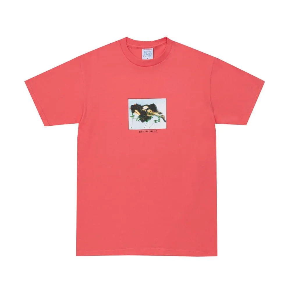 Sci-Fi Fantasy 'Dead Roses' T-Shirt (Paprika)