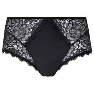 Simone Pérèle Caresse Control Brief