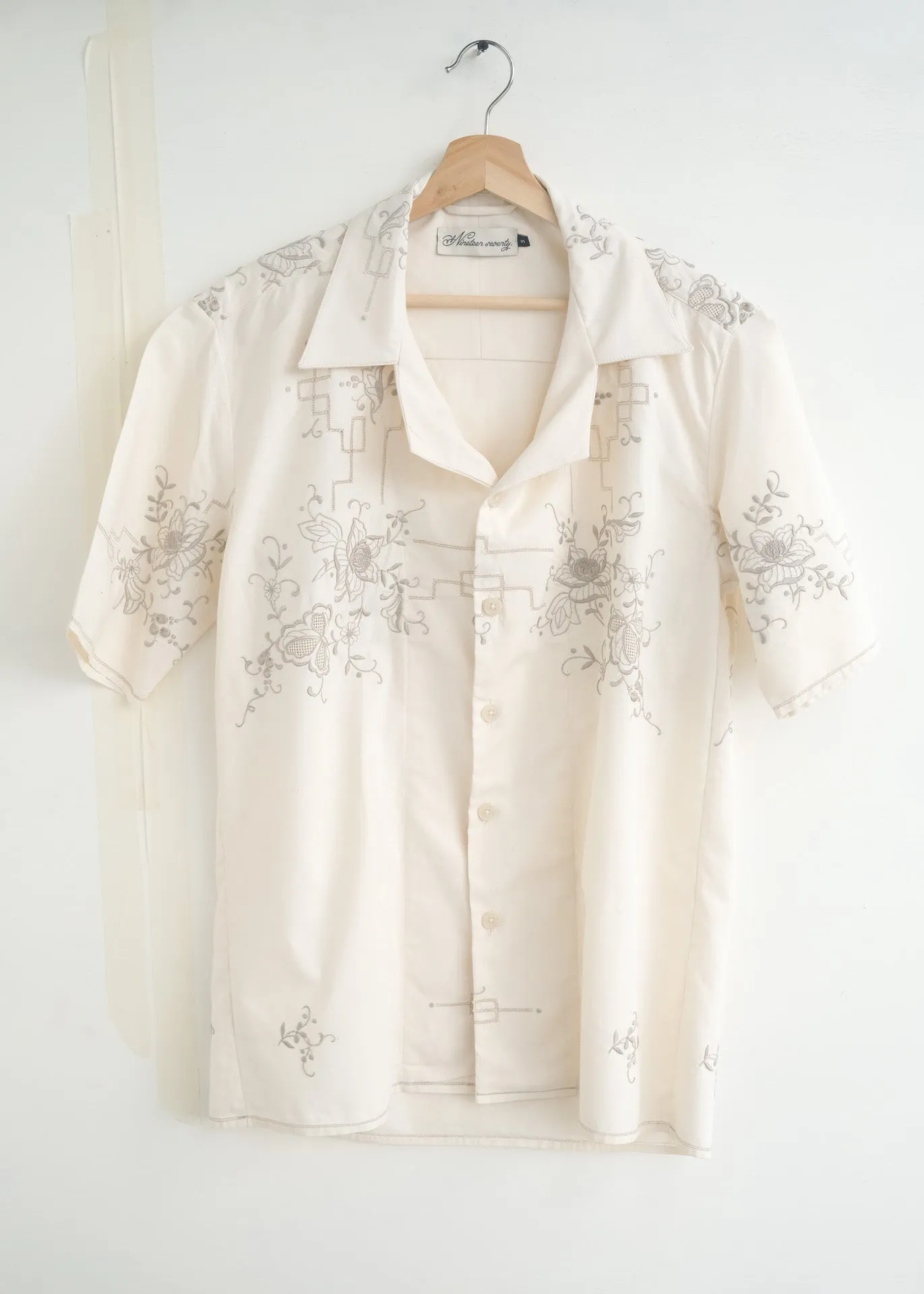The Gray embroidered shirt - S