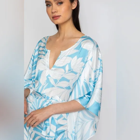 Valerie Perez VP Beau Rivage Exclusive Magnolia Flower Long Caftan Size Sm/Md