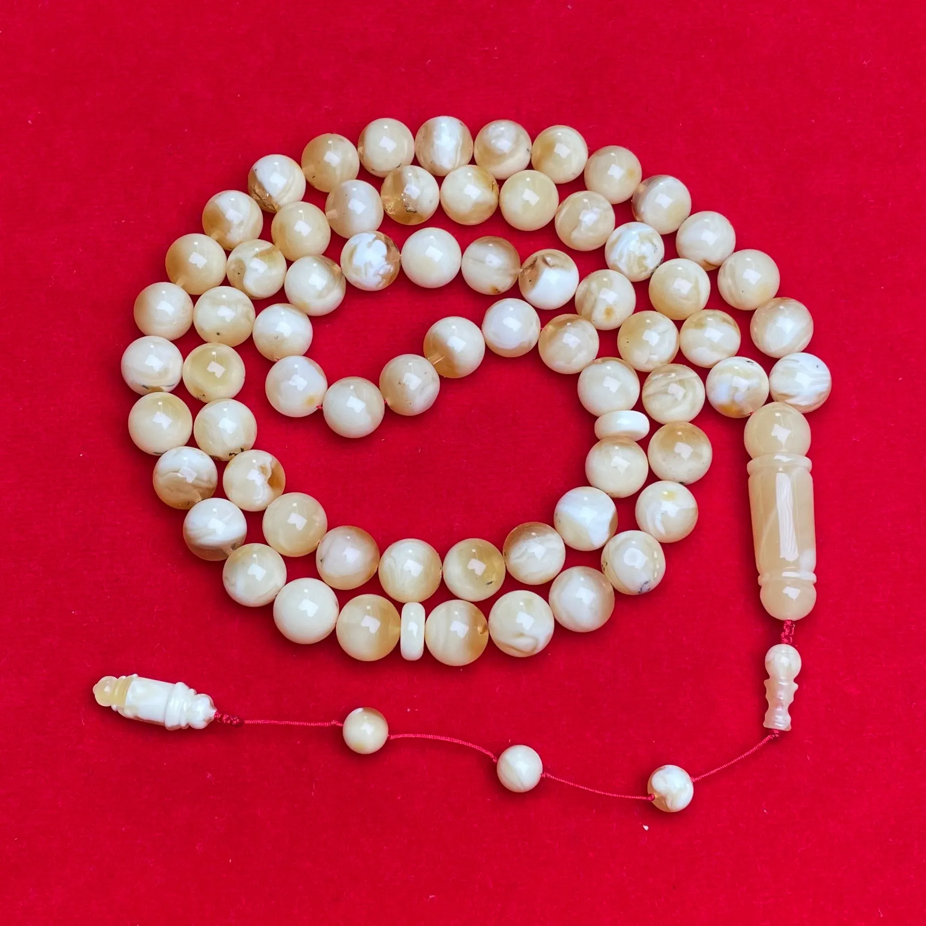 WHITE AMBER MISBAHA 10,4mm 43,6g